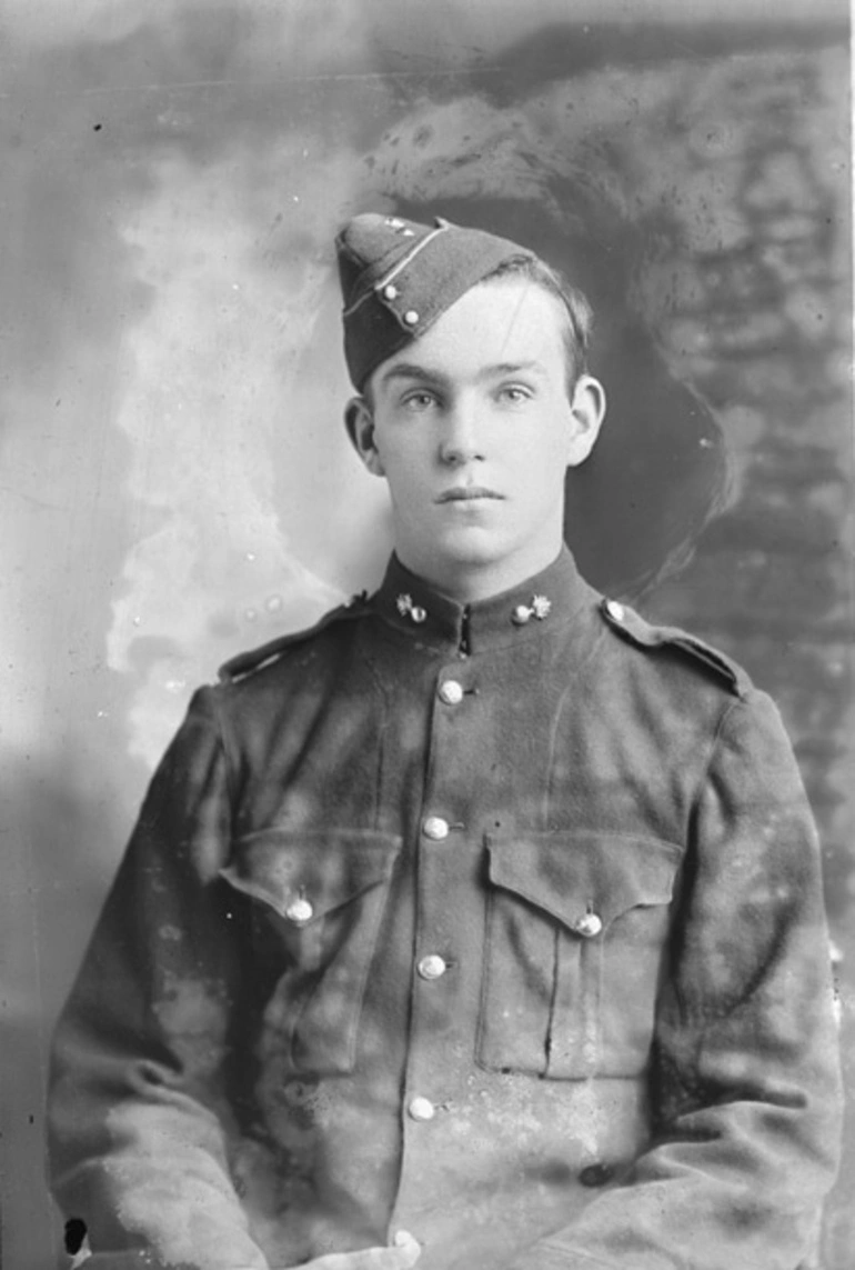 Image: Unidentified soldier 1911