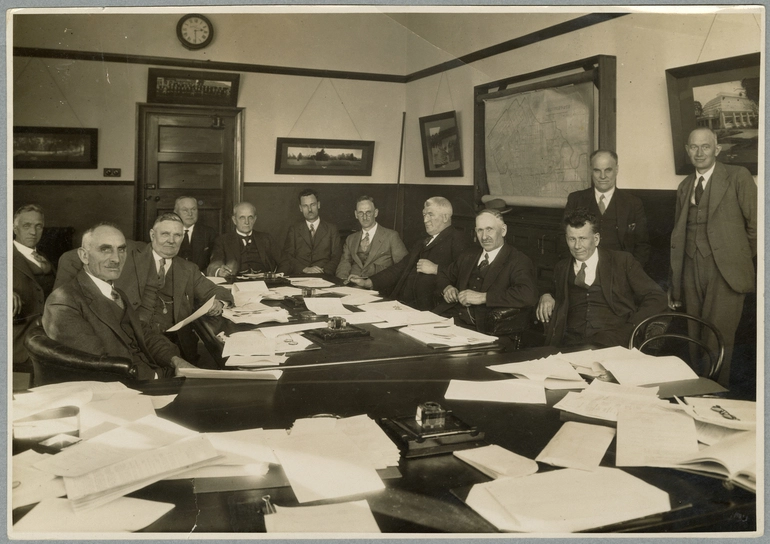 Image: Council Chambers meeting