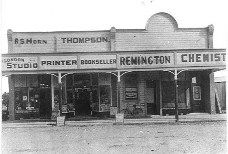 Image: Businesses, Oxford Street, Levin