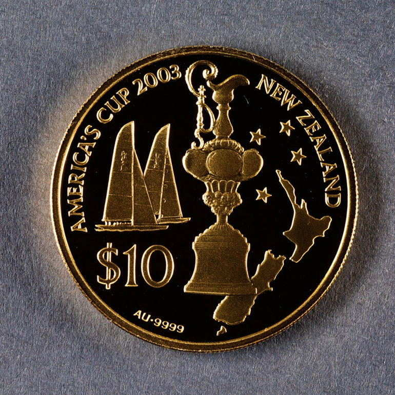 Image: Reserve Bank of New Zealand 2002 Ten Dollars America's Cup
