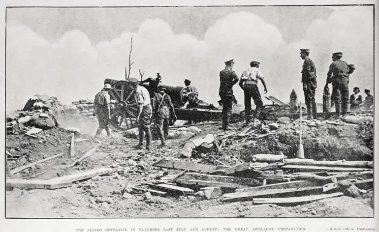 Image: The allied offensive in Flanders last July and August: the great artillery preparation