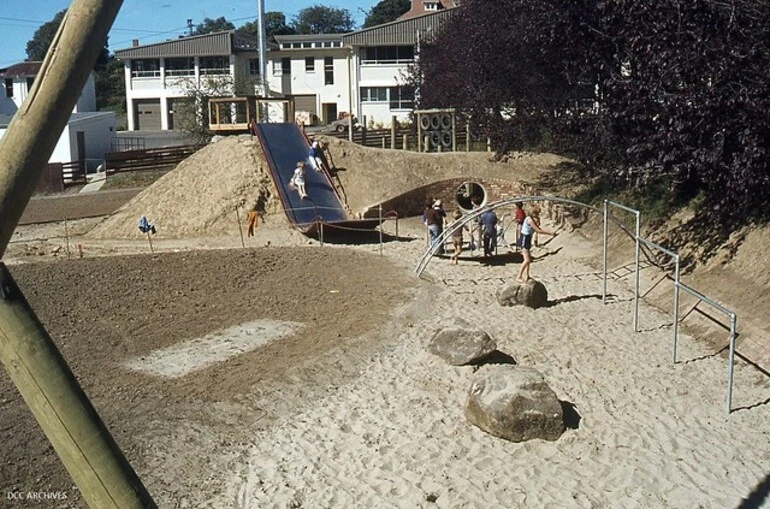 Image: Kew Playground c1979