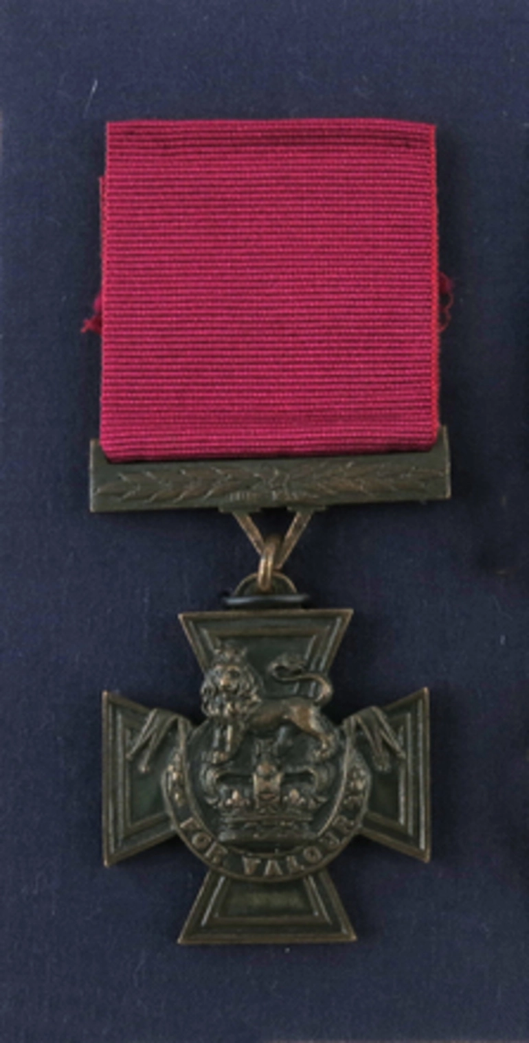 Image: medal, decoration
