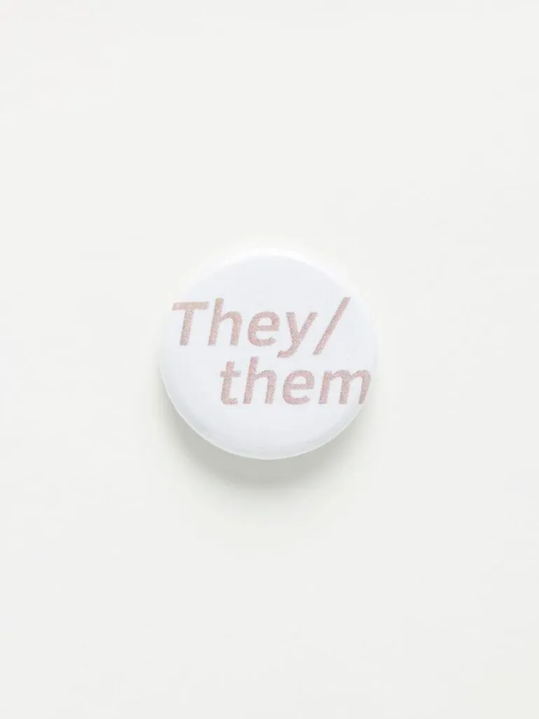 Image: They / them pronoun badge
