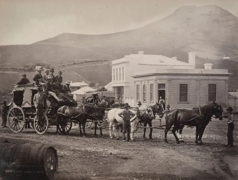 Image: Cobb and Co. coach, Palmerston, Otago