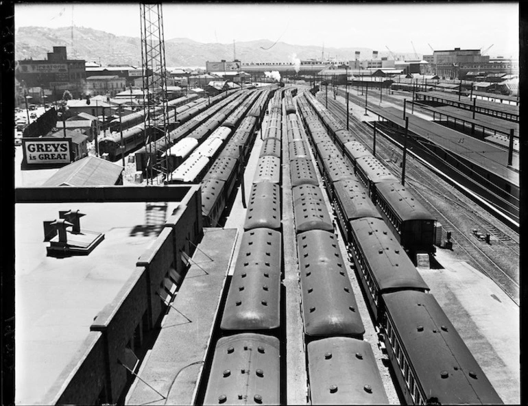 Image: Trains in railway yards, Wellington Railway Station