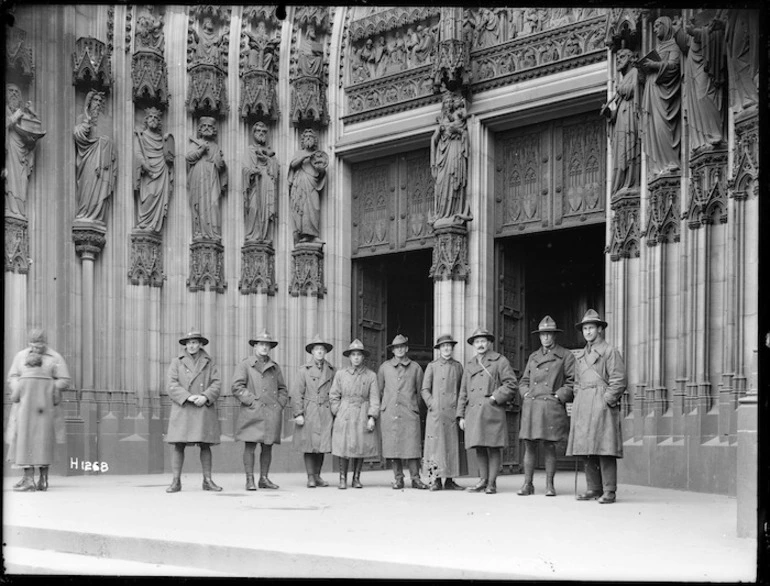 Image: New Zealanders at Cologne Cathedral, Germany