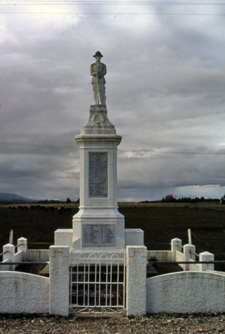 Image: Brydone war memorial