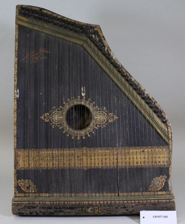 Mandolin guitar/zither/lap harp | Record | DigitalNZ