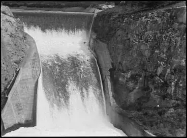Image: Arapuni Dam spillway