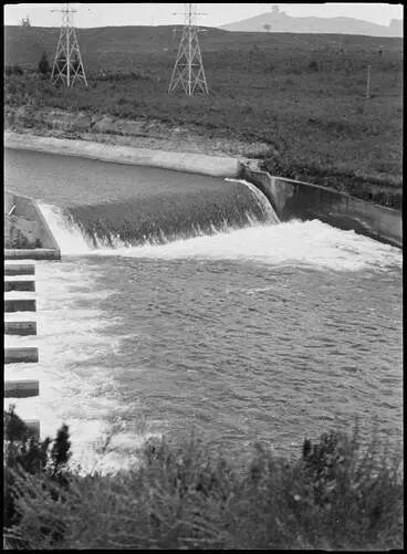 Image: Lake Arapuni Hydro-electric scheme
