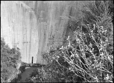 Image: Arapuni Dam Wall