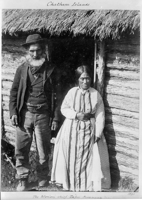 The chief Tapu Hirawanu (also known as Maitarawai) and his wife Rohana