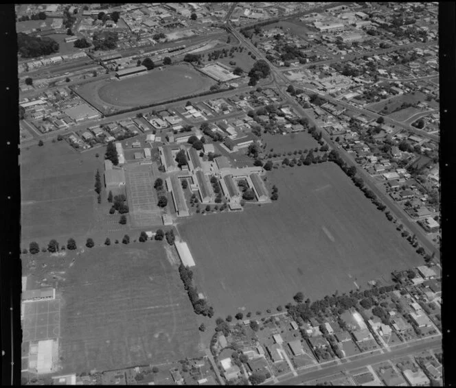 Papakura, Auckland Region, featuring Papakura High School and sportsground Massey Park
