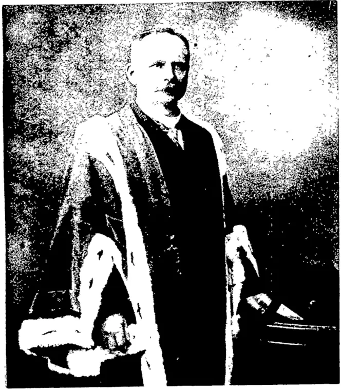 MR T. R. CHRISTIE.  Mayor of Dtmedin, in his official robes. (Otago Witness, 15 June 1904)