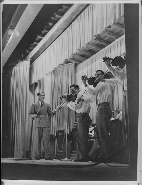 Violinists in action with Kiwi Concert Party, Maadi - Photograph taken by Private Habgood