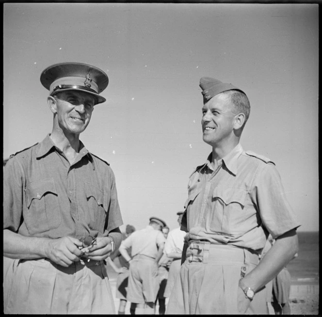 Brigadier Harold Eric Barrowclough talking with his brother Charles Byers Barrowclough in Egypt, World War II