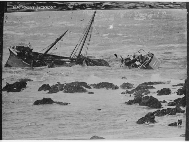 Wreck of the Progress, Ohiro Bay, Wellington