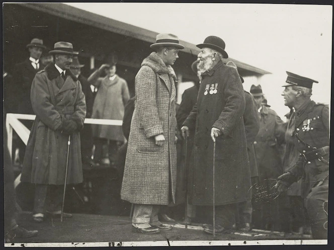 Edward Prince of Wales meeting veterans, Invercargill, New Zealand