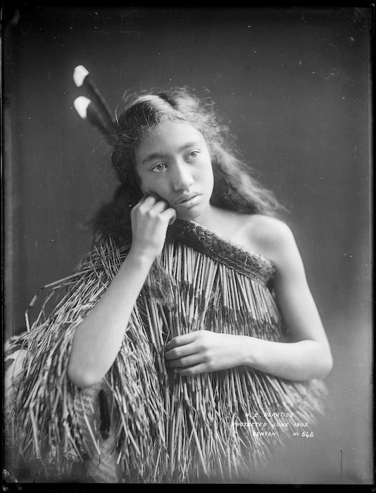 Unidentified Maori girl, Wanganui region - Photograph taken by Frank J Denton