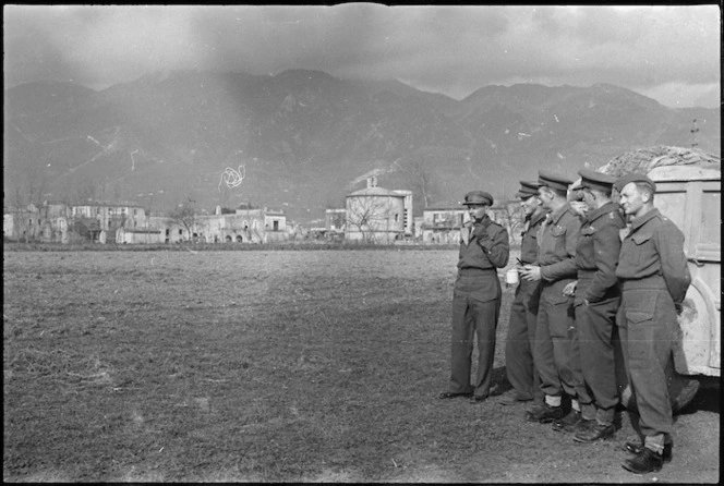 Group of New Zealand officers near the town of Alife, Italy, World War II - Photograph taken by George Kaye
