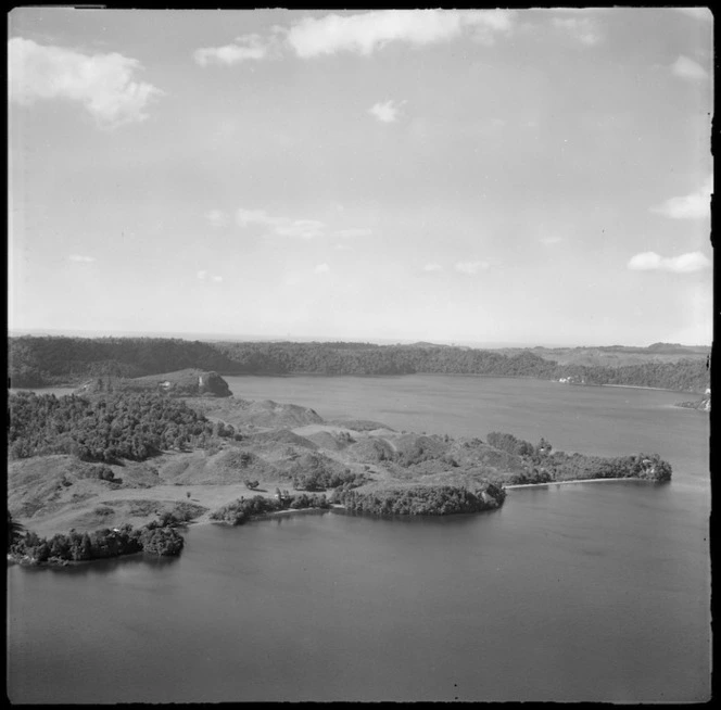 Land by Lake Rotoma, Rotorua district