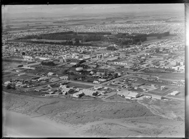 Invercargill showing gas works (foreground) and Queens Park (centre)