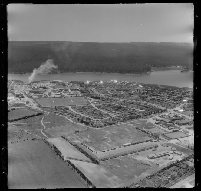 Maraetai hydro-electric power station, Mangakino, Waikato River, including housing