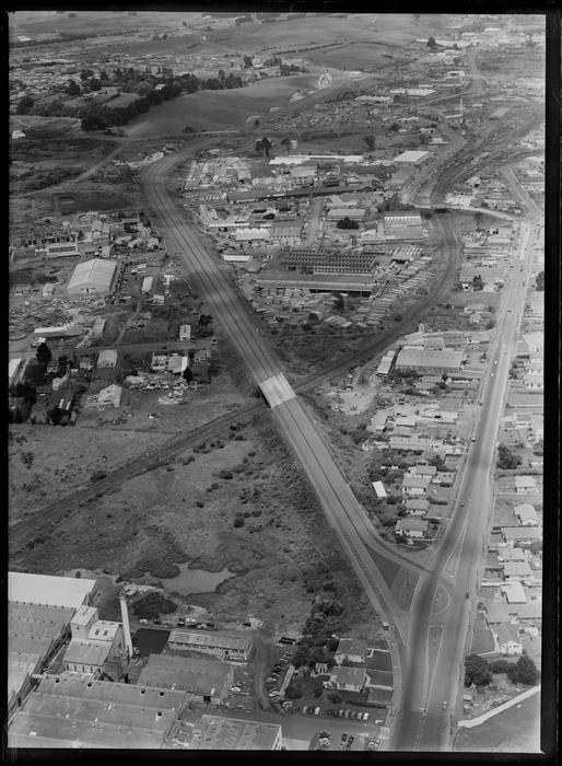 Penrose Junction, with bridge over railway line, under construction as part of the new Southern Highway, Penrose, Auckland City