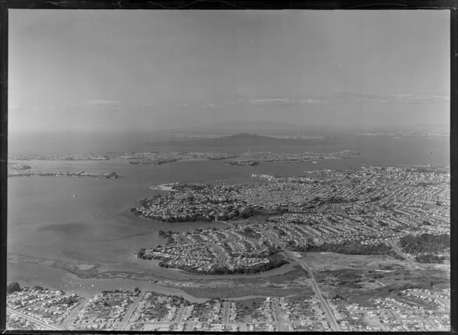 Point Chevalier to Auckland City and Harbour, with Westhaven Marina Harbour Bridge construction site to Devonport and North Head beyond