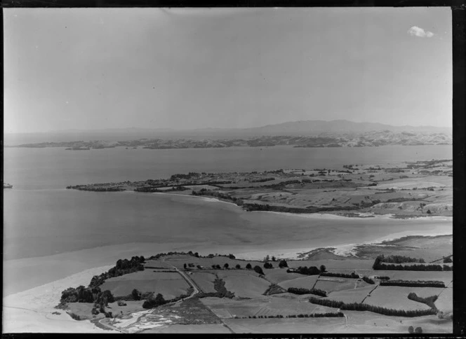 Beachlands and Maraetai settlement with farmland from Clifton Beach, with the Firth of Thames and Coromandel Peninsula beyond, East Auckland