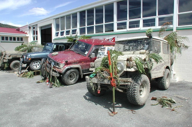 Photographs relating to four-wheel driving