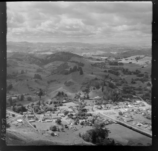 Hunterville, Manawatu, includes township, housing and farmland