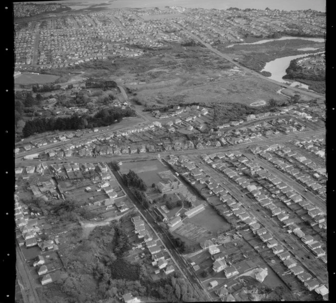 Westmere School on Larchwood Avenue and Garnet Road, looking to Point Chevalier, Auckland City