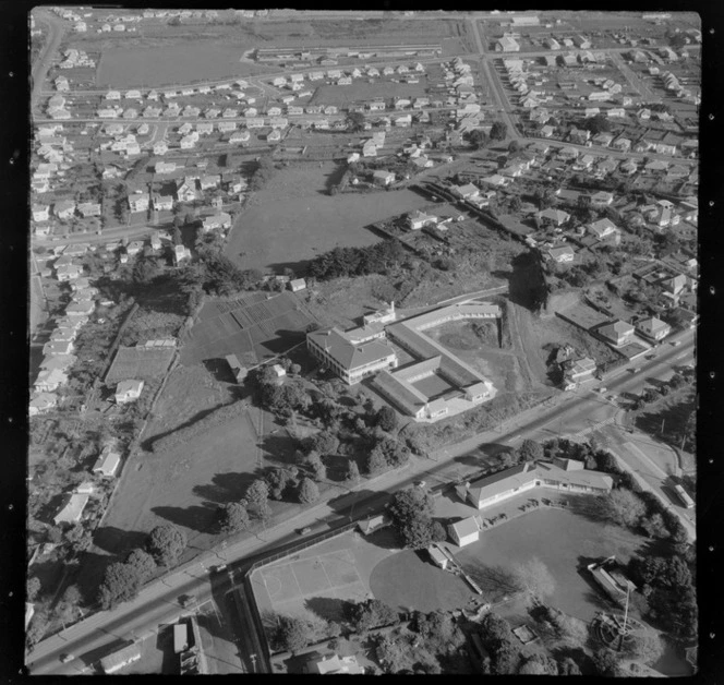 Unidentified school and institution [Mt Roskill, Auckland?]