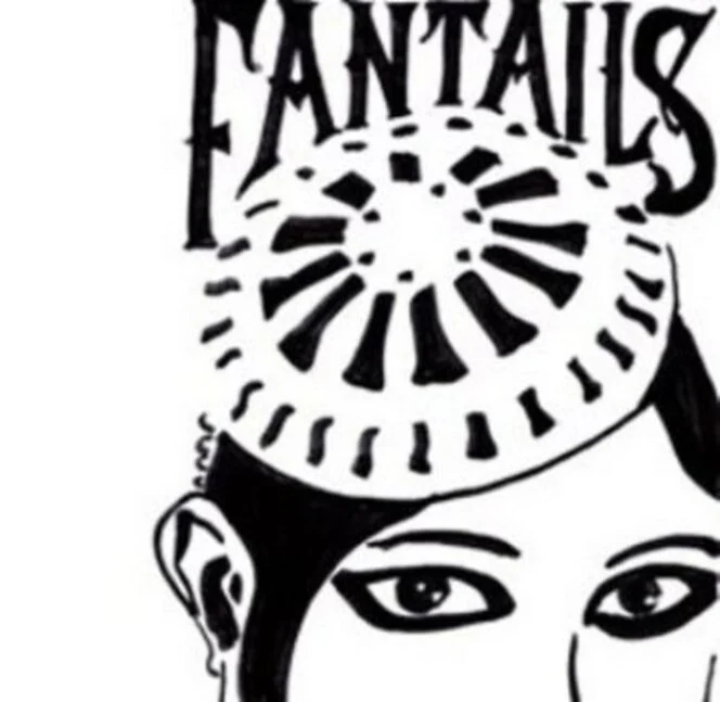 Fantails [electronic resource].