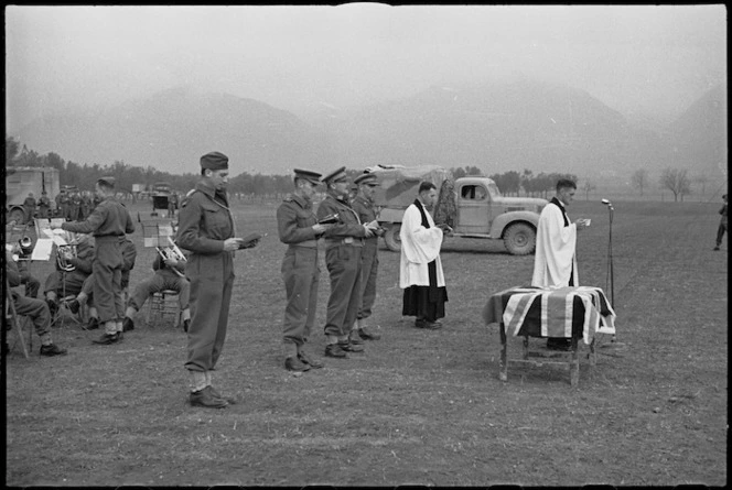 General Freyberg and senior officers at NZ Army Service Corps church parade in Volturno Valley area, Italy, World War II - Photograph taken by George Kaye