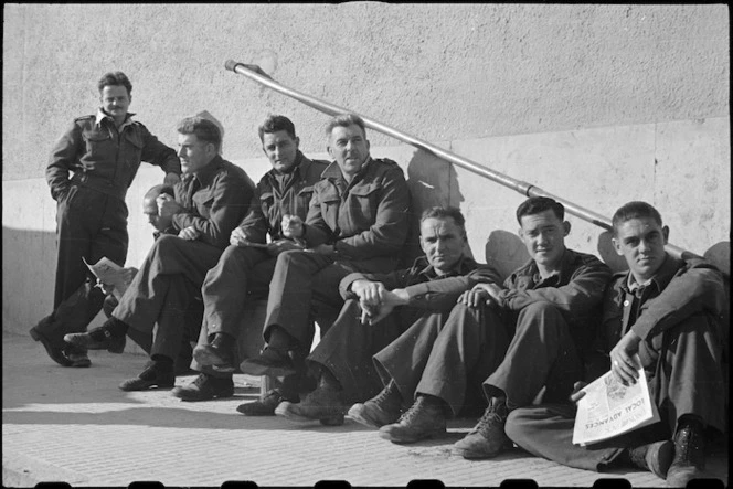 Group of patients outside 2 NZ General Hospital, Caserta, Italy, World War II - Photograph taken by George Bull