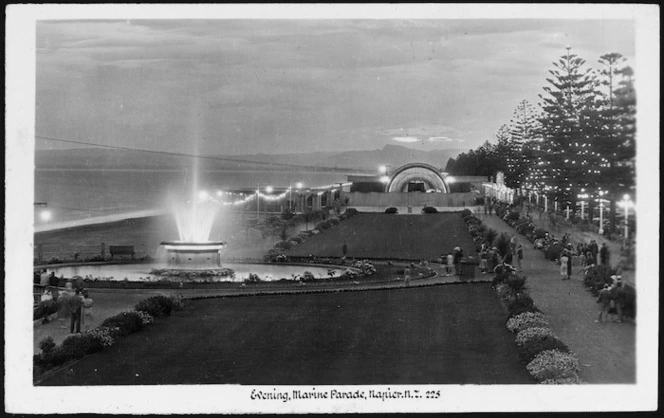 Evening view of fountain and gardens, Marine Parade, Napier