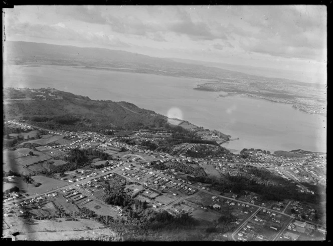 Birkenhead and Chelsea, Auckland, towards Point Chevalier