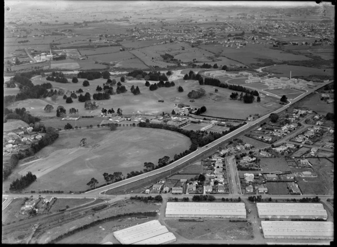 View to Kings College with Hospital Road and railway, with Auckland Golf Course Links and Middlemore Hospital beyond, Mangere East, Auckland City