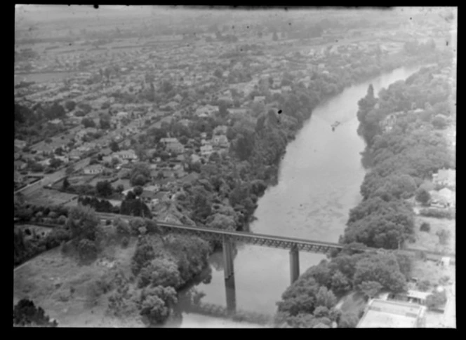 Hamilton City and the Waikato River with rail-bridge, Waikato Region