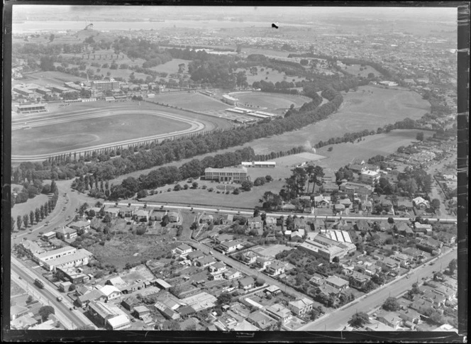 Saint Cuthbert's College and Ranfurly Road in foreground with Alexandra Park racecourse beyond, Epsom, Auckland City