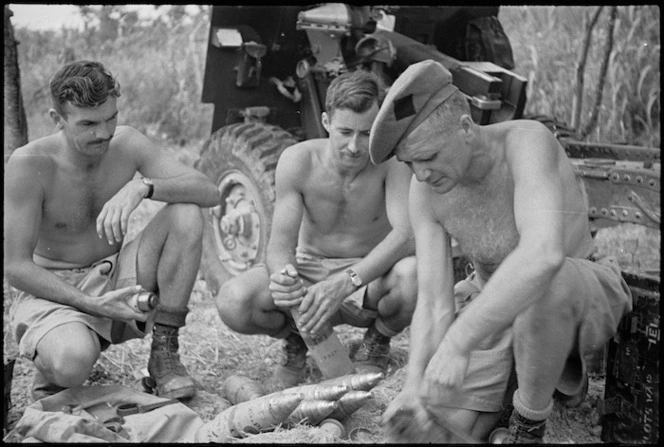 New Zealand gunners fusing 25 pounder shells near Sora, Italy, World War II - Photograph taken by George Kaye