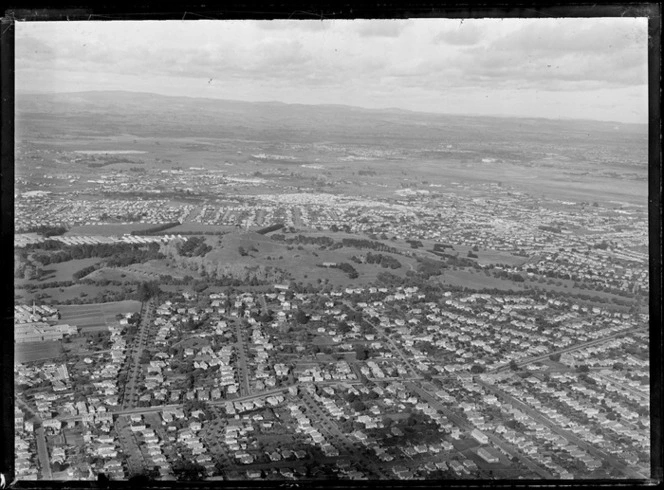 One Tree Hill Borough Council area and the suburb of Epsom with Manukau Road in foreground and One Tree Hill Domain beyond, Auckland City