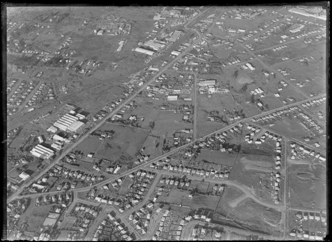One Tree Hill Borough Council area east of Cornwall Park, looking to the suburb of Ellerslie and the Great South Road, Auckland City