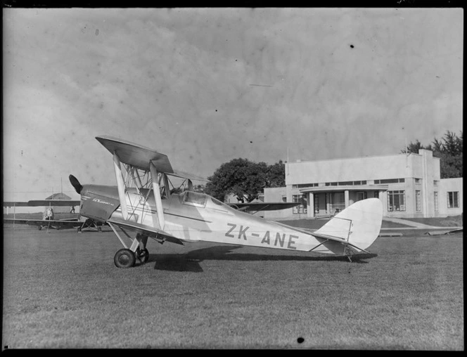 Tiger Moth ZK-ANE, Air transport NZ aircraft, at Auckland Aero Club