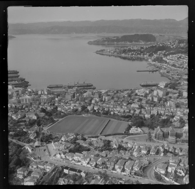 View east over Wellington City with Victoria University, the Cable Car and Kelburn Park in the foreground to the Lambton Harbour waterfront, Oriental Bay and Mount Victoria