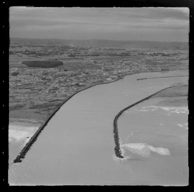 Castlecliff, Whanganui, Manawatu-Wanganui Region, showing wharves and industrial buildings