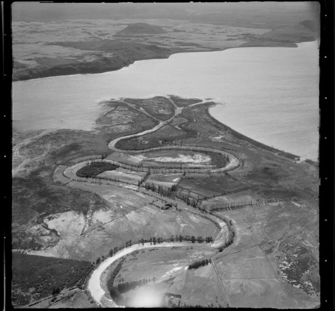 View of the Tongariro River delta and the southern end of Lake Taupo with (L to R) Tokaanu and Stump Bays